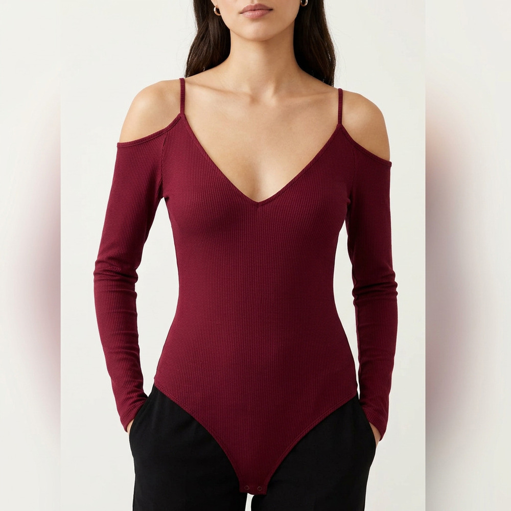 Nine Britton Burgundy Cold Shoulder Bodysuit L